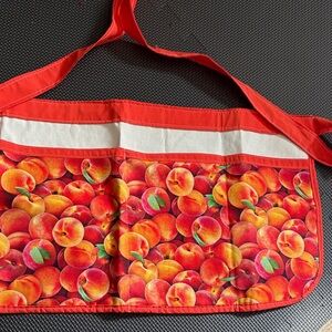 PEACH APRON